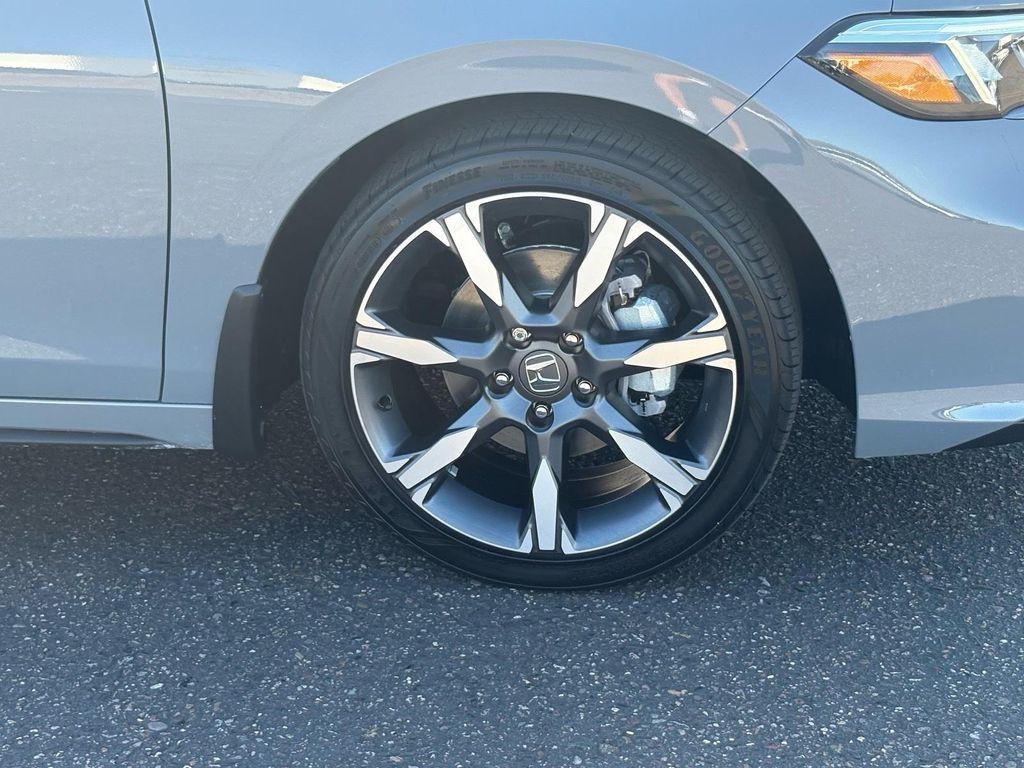 new 2026 Honda Civic Hybrid car, priced at $33,361