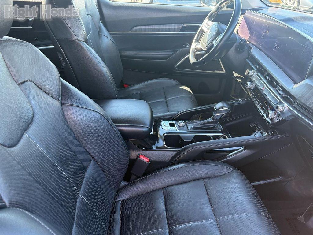 used 2024 Kia Telluride car, priced at $32,787