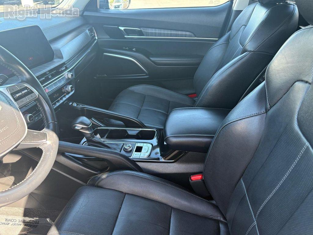 used 2024 Kia Telluride car, priced at $32,787