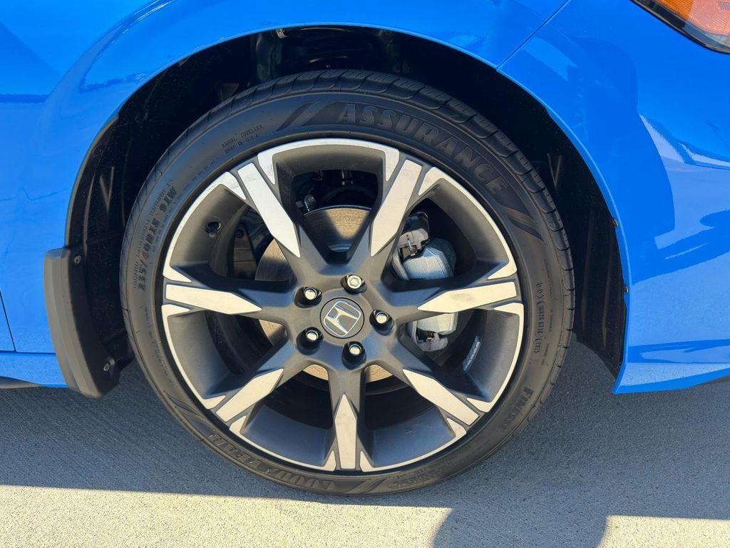 new 2026 Honda Civic Hybrid car, priced at $33,361