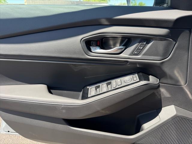 new 2025 Honda Accord Hybrid car, priced at $38,416