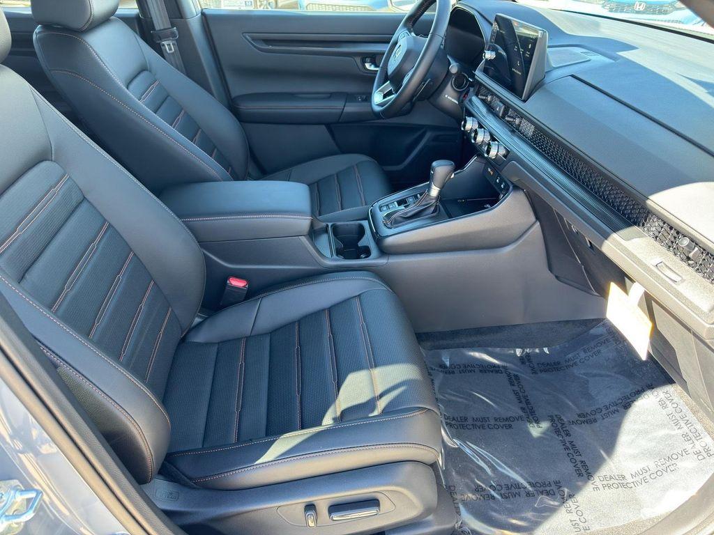 new 2026 Honda CR-V Hybrid car, priced at $40,396