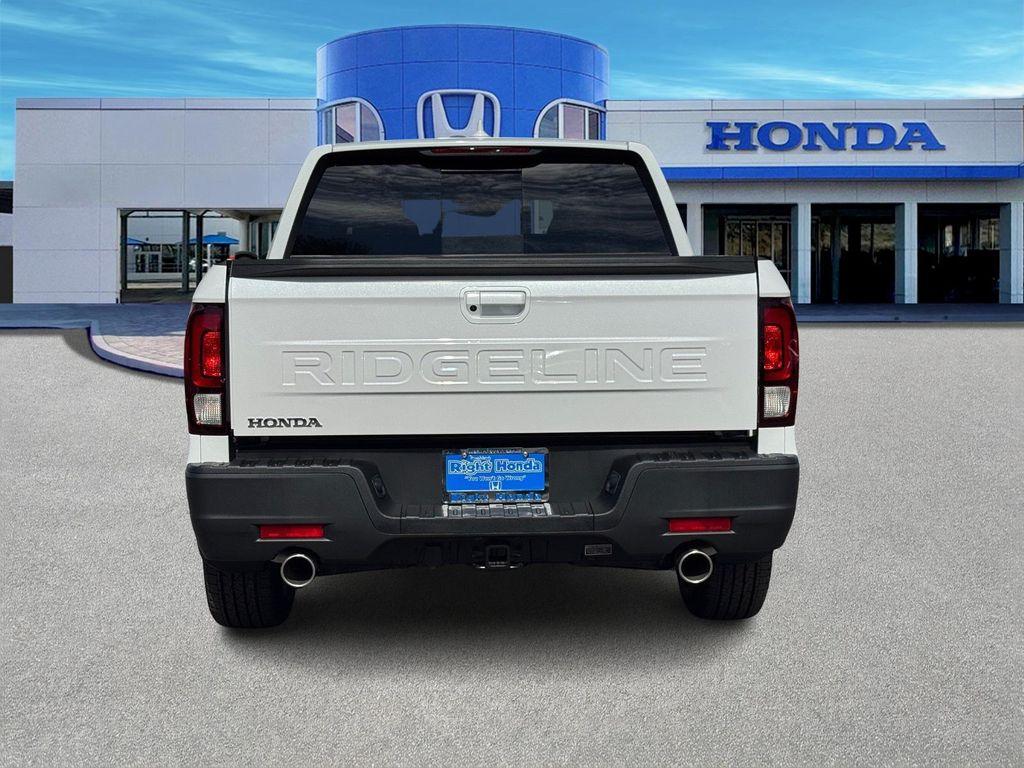 new 2025 Honda Ridgeline car, priced at $40,095