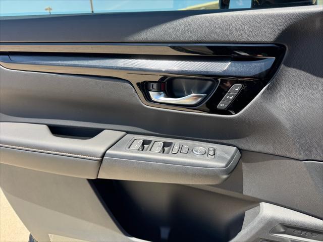 new 2026 Honda CR-V Hybrid car, priced at $43,645