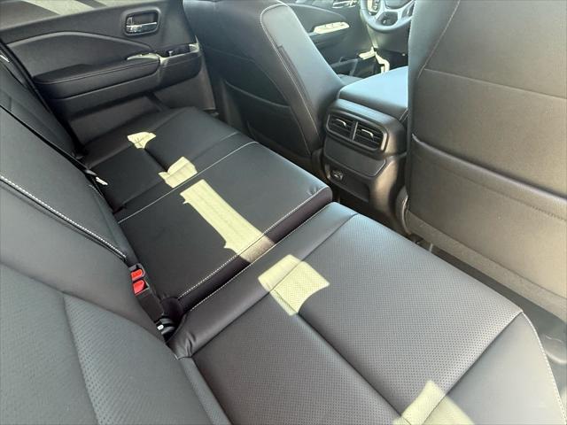new 2025 Honda Ridgeline car, priced at $41,325