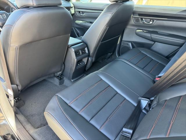 new 2025 Honda CR-V Hybrid car, priced at $38,880