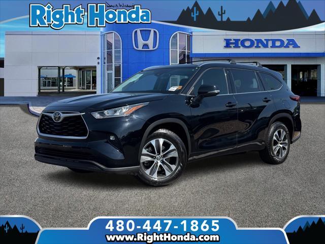 used 2020 Toyota Highlander car, priced at $27,488