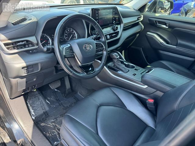 used 2020 Toyota Highlander car, priced at $27,488