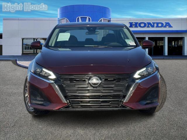 used 2023 Nissan Altima car, priced at $16,288