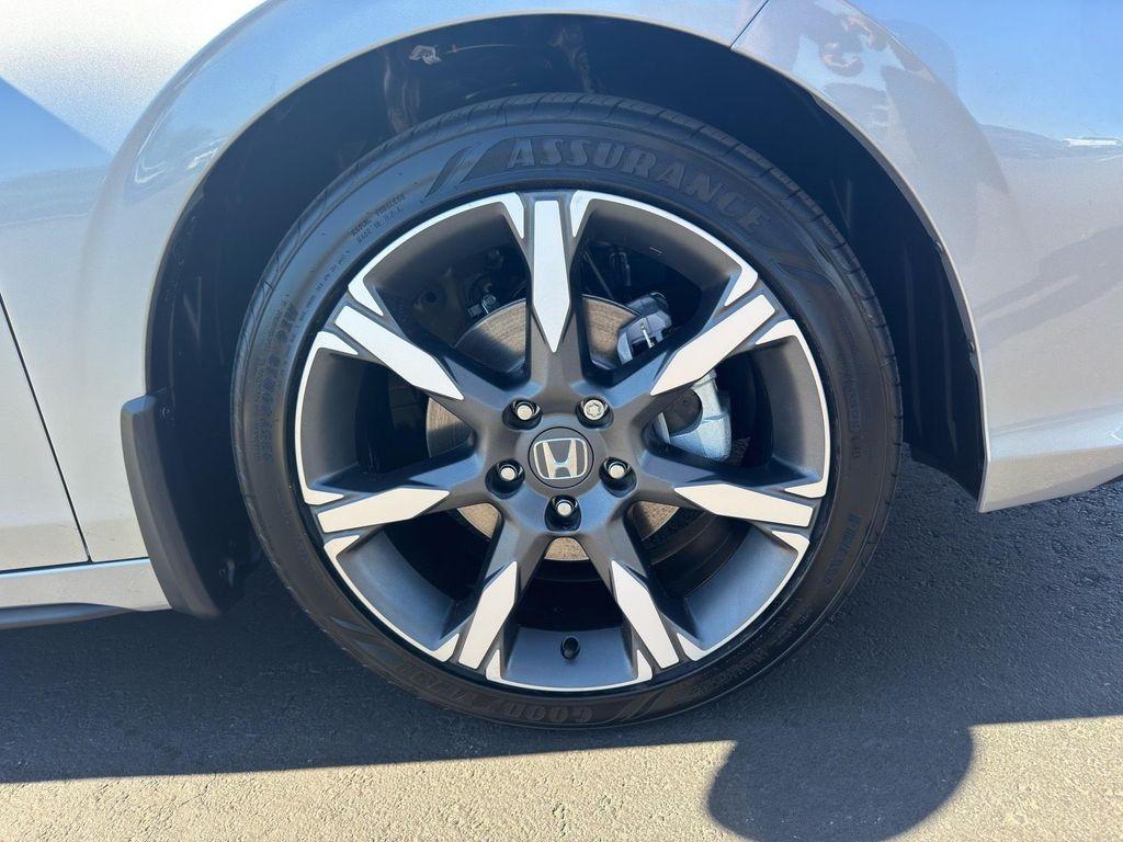 new 2026 Honda Civic Hybrid car, priced at $32,927