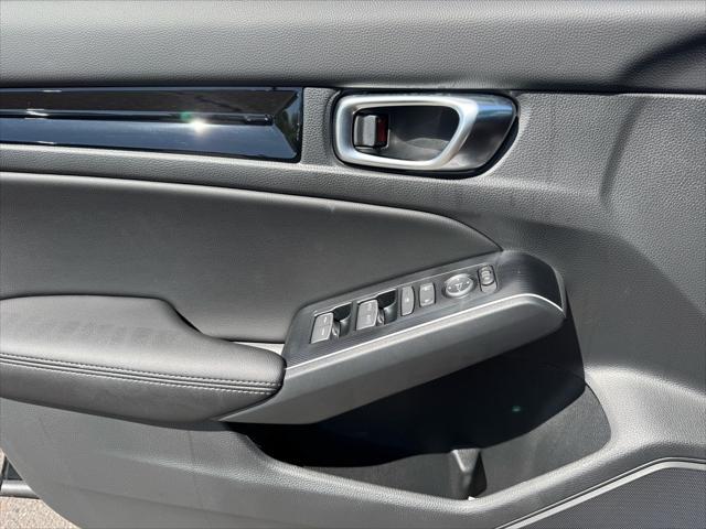 new 2025 Honda Civic Hybrid car, priced at $32,556