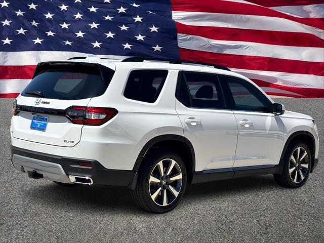 new 2025 Honda Pilot car, priced at $52,674