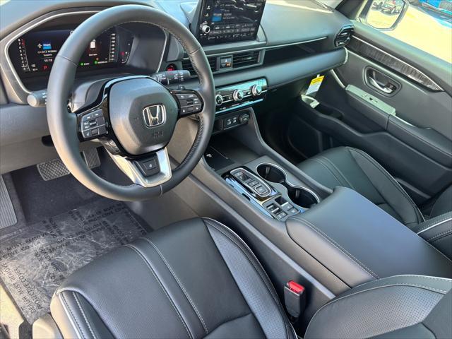 new 2025 Honda Pilot car, priced at $52,674
