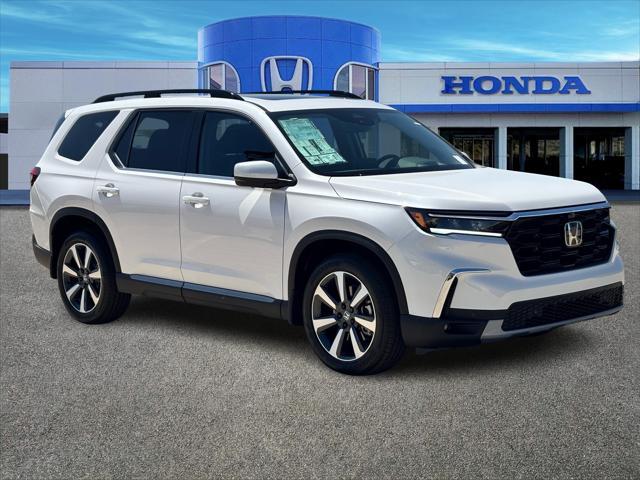 new 2025 Honda Pilot car, priced at $52,674