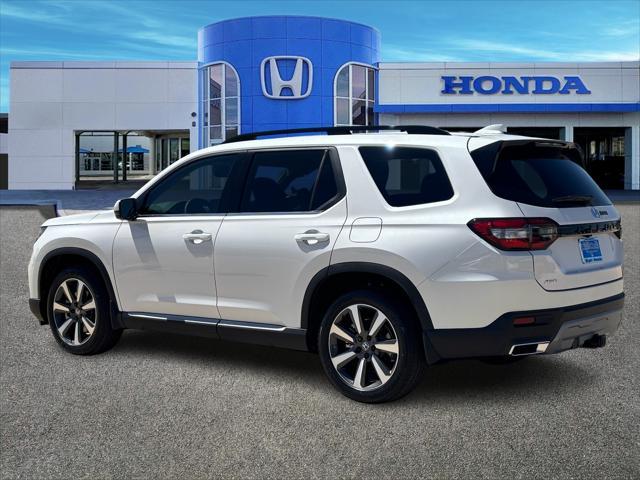 new 2025 Honda Pilot car, priced at $52,674