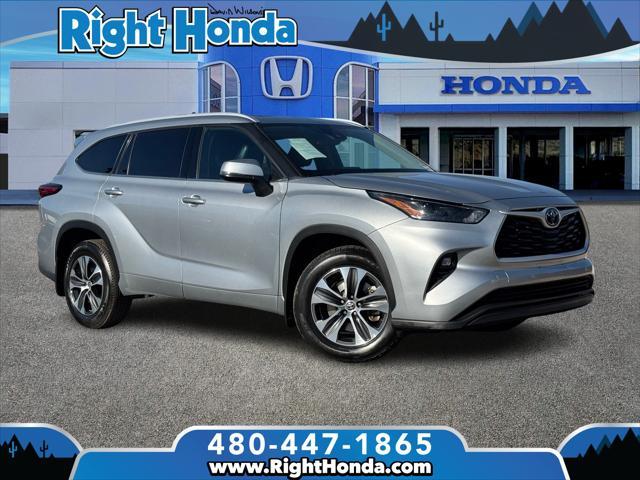 used 2022 Toyota Highlander car, priced at $32,688