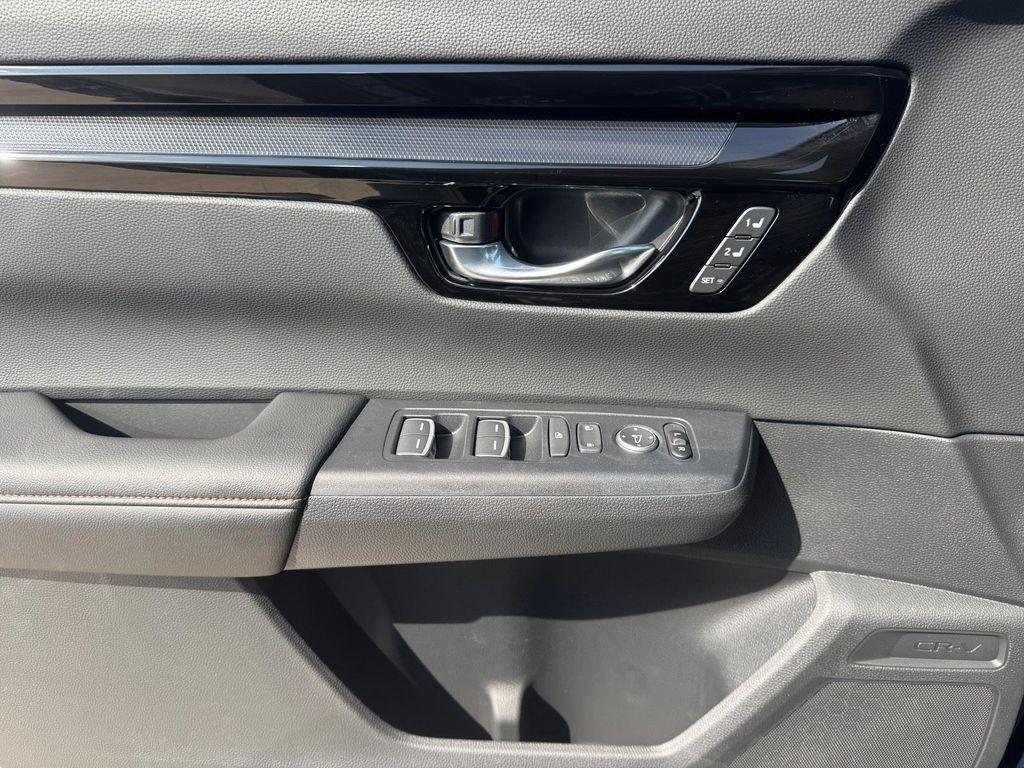 new 2026 Honda CR-V Hybrid car, priced at $41,050