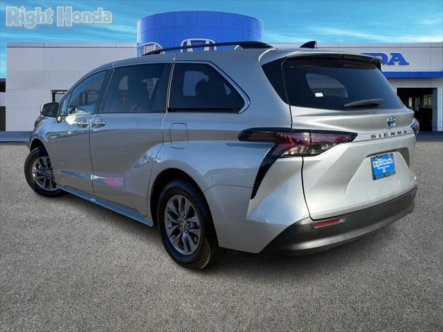 used 2023 Toyota Sienna car, priced at $39,688