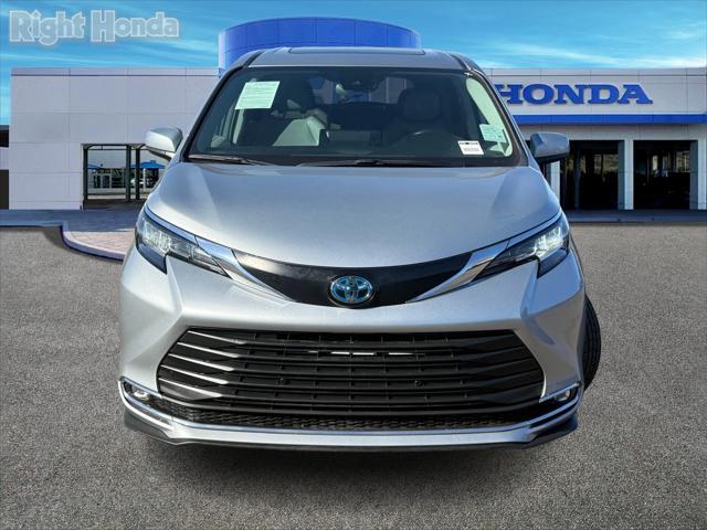 used 2023 Toyota Sienna car, priced at $39,688