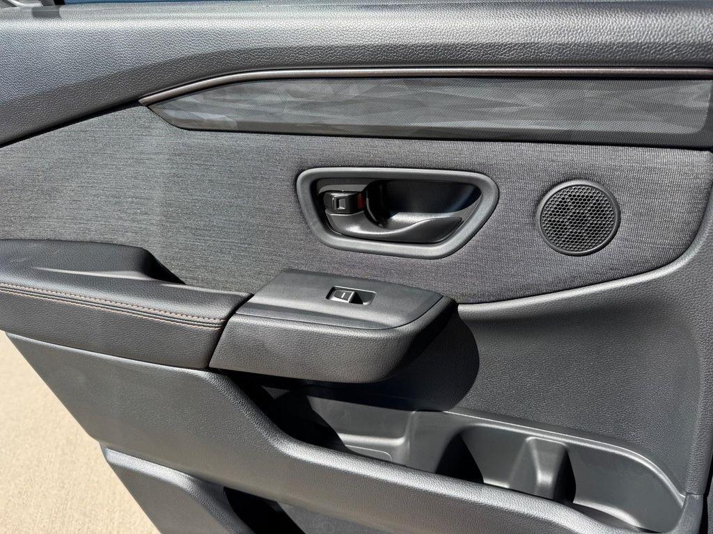 new 2026 Honda Passport car, priced at $50,400