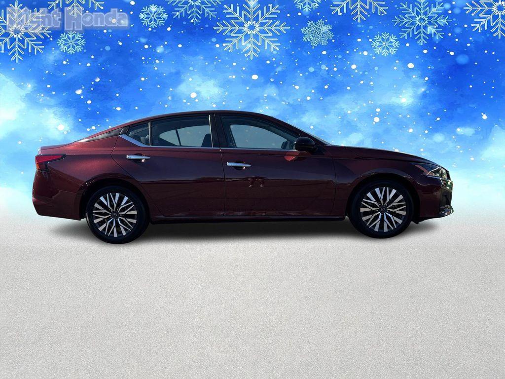 used 2024 Nissan Altima car, priced at $15,559