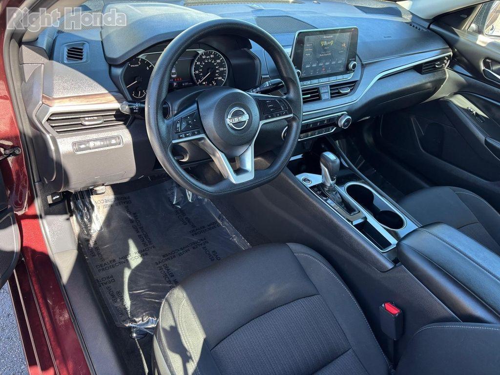 used 2024 Nissan Altima car, priced at $15,559
