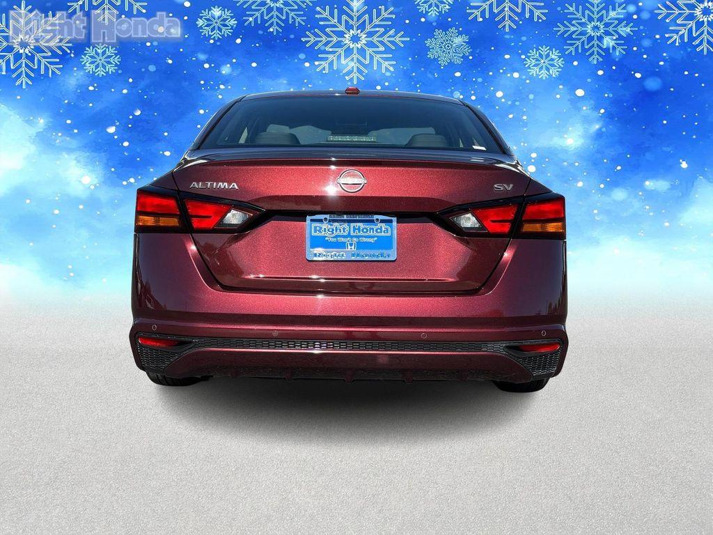 used 2024 Nissan Altima car, priced at $15,559