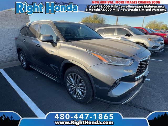 used 2021 Toyota Highlander Hybrid car