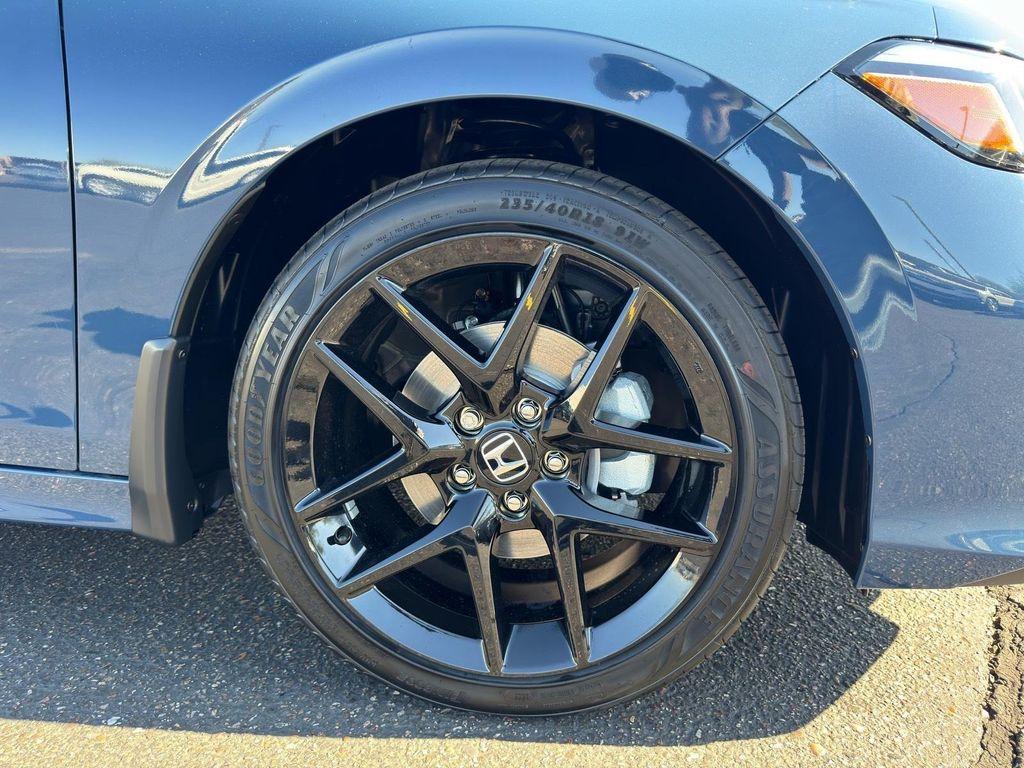 new 2026 Honda Civic Hybrid car, priced at $29,826