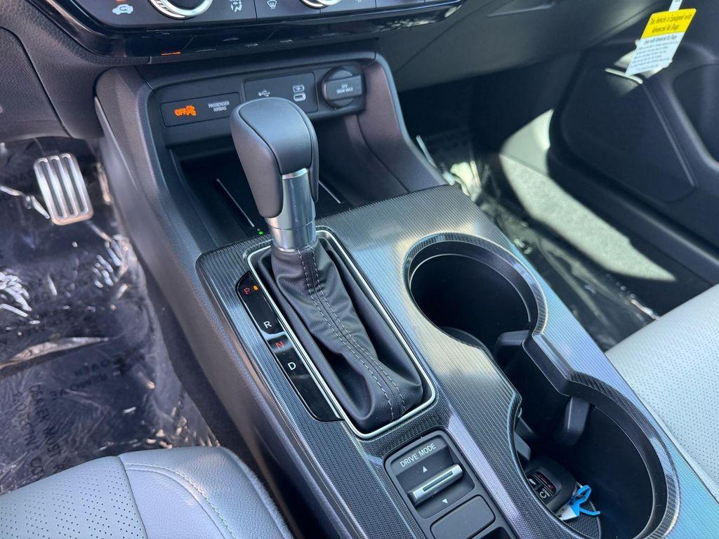 new 2025 Honda Civic Hybrid car, priced at $32,556