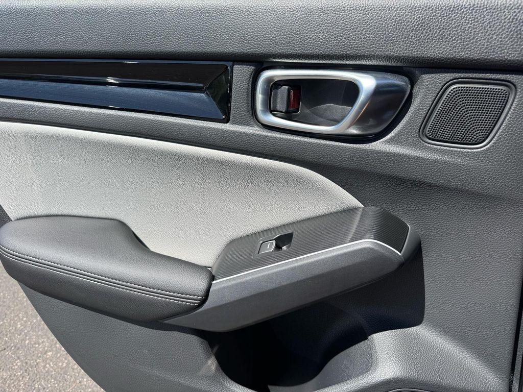 new 2025 Honda Civic Hybrid car, priced at $32,556