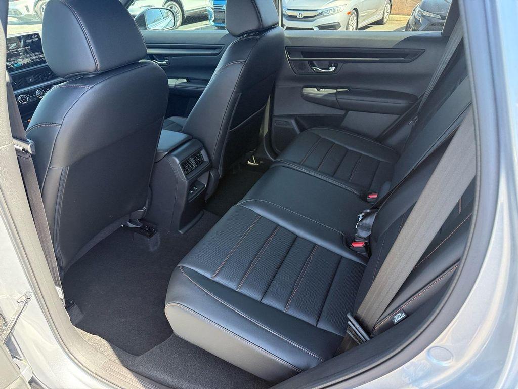 new 2025 Honda CR-V Hybrid car, priced at $38,880