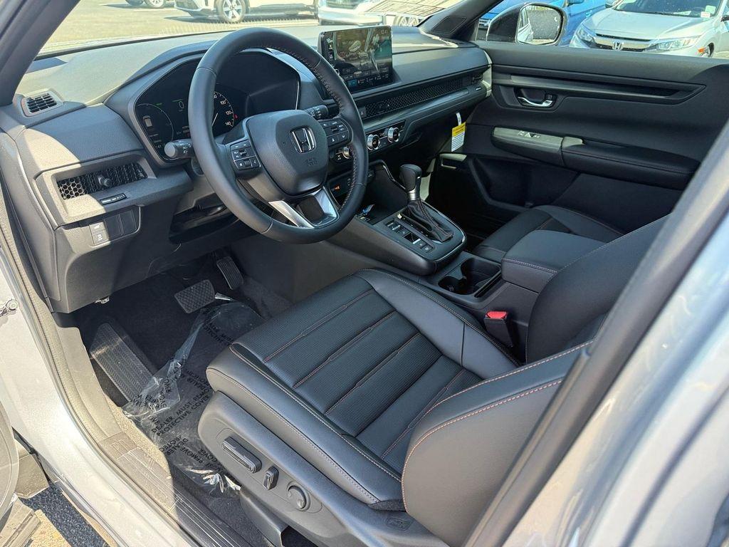 new 2025 Honda CR-V Hybrid car, priced at $38,880