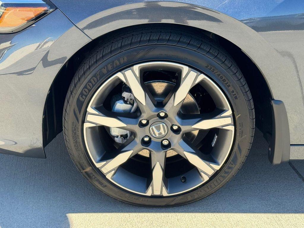 new 2026 Honda Civic Hybrid car, priced at $32,927