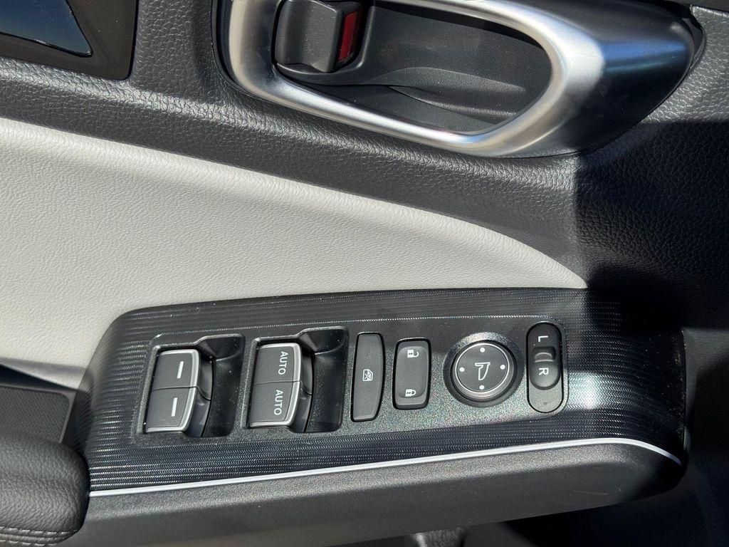 new 2026 Honda Civic Hybrid car, priced at $32,927