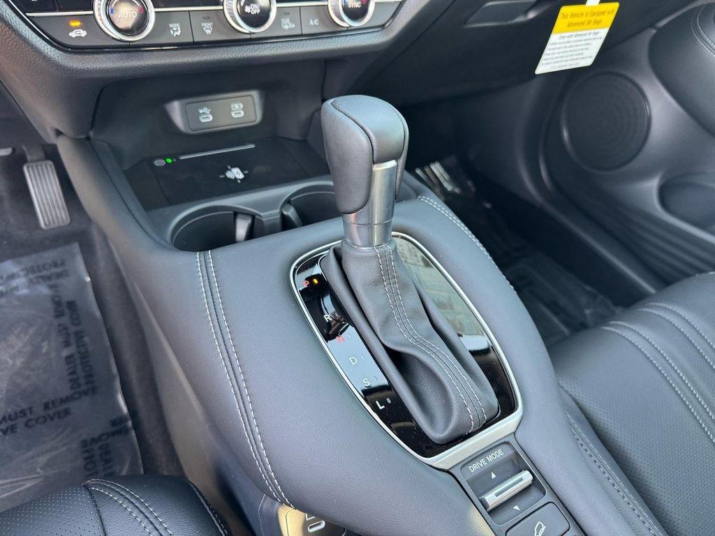 new 2026 Honda HR-V car, priced at $32,196