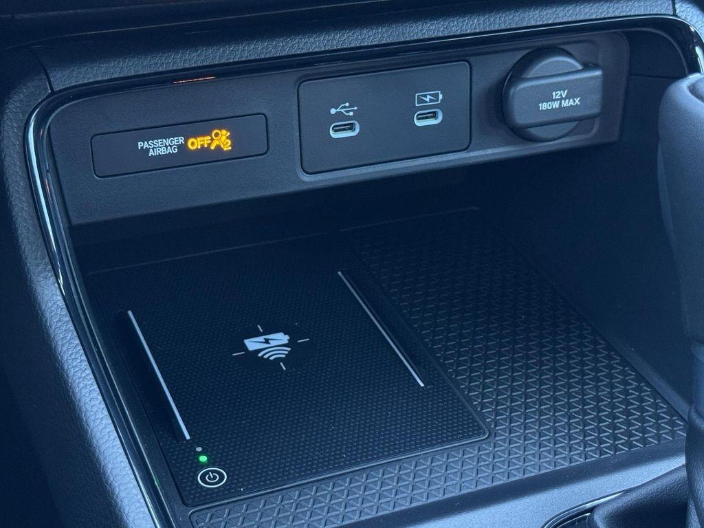 new 2026 Honda CR-V Hybrid car, priced at $40,396