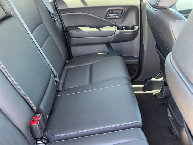 new 2025 Honda Ridgeline car, priced at $42,687