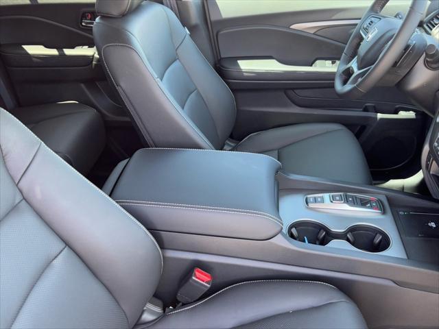 new 2025 Honda Ridgeline car, priced at $42,687