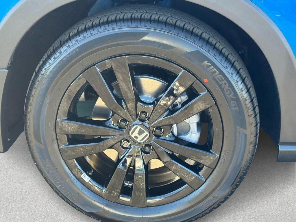 new 2026 Honda HR-V car, priced at $30,278