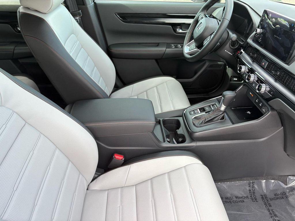 new 2026 Honda CR-V Hybrid car, priced at $41,050