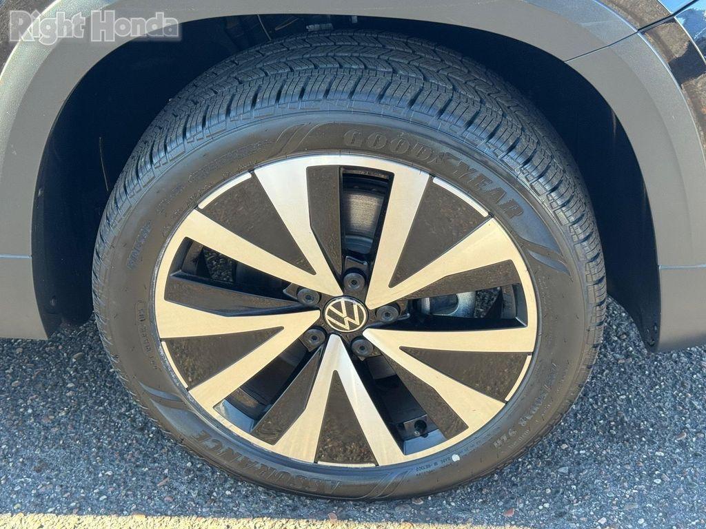 used 2024 Volkswagen Taos car, priced at $15,240
