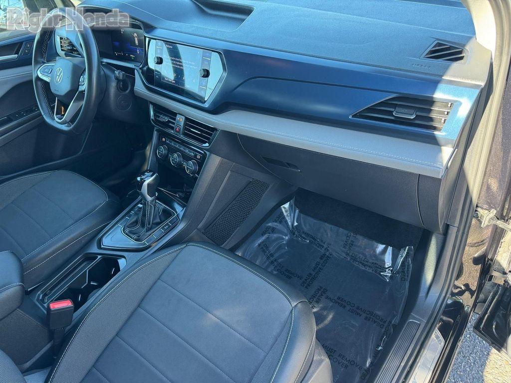 used 2024 Volkswagen Taos car, priced at $15,240