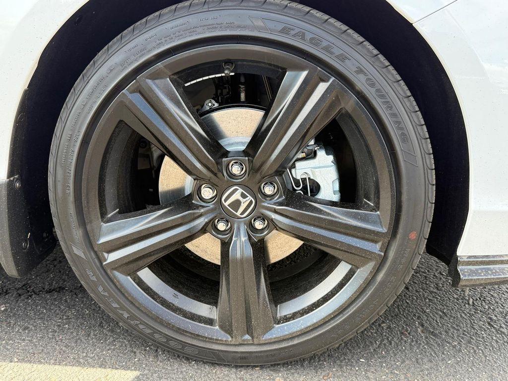 new 2025 Honda Accord Hybrid car, priced at $35,497