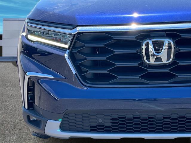 new 2025 Honda Pilot car, priced at $47,793