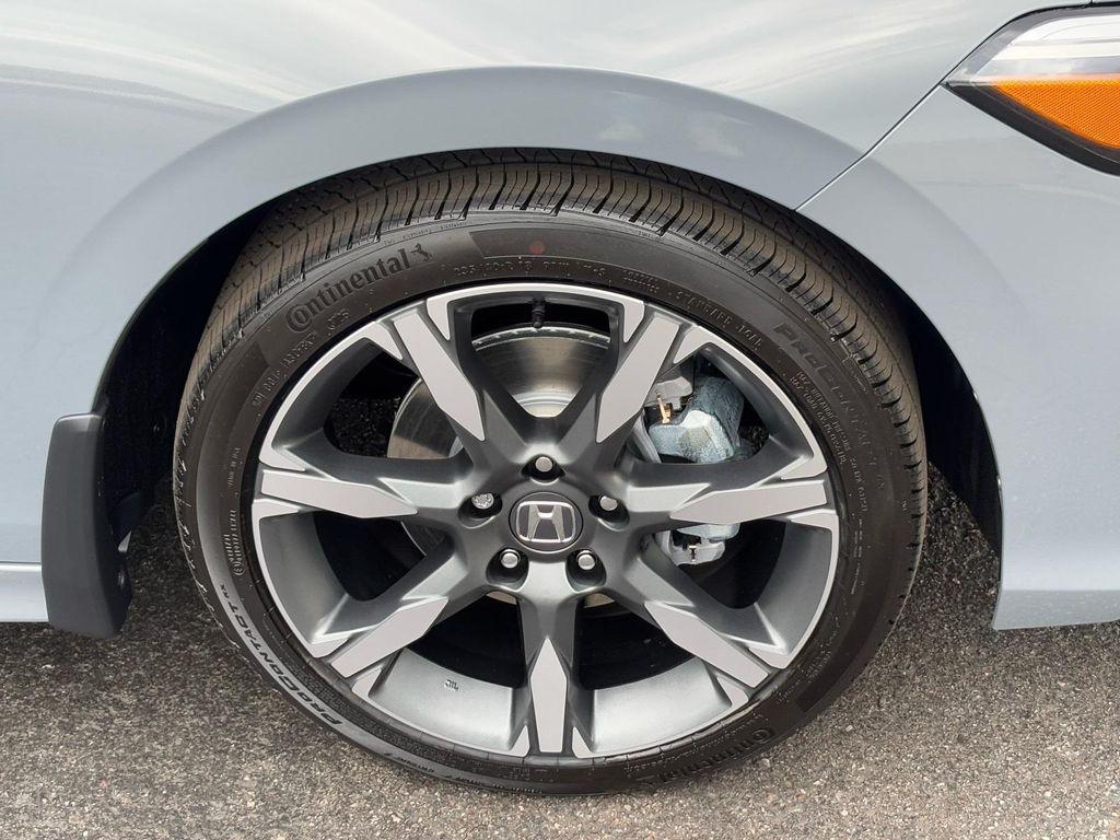 new 2026 Honda Civic Hybrid car, priced at $32,224