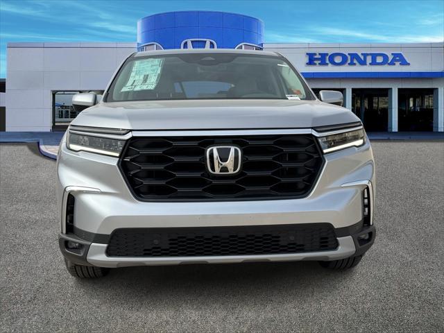 new 2025 Honda Pilot car, priced at $43,351