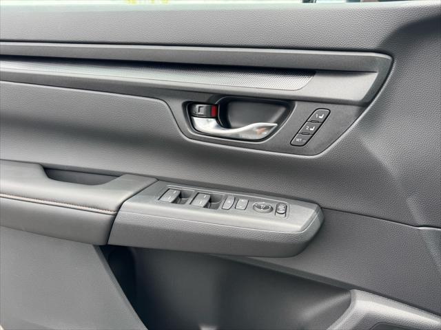 new 2025 Honda CR-V Hybrid car, priced at $37,444
