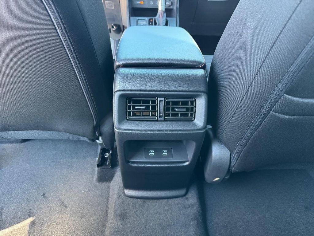 new 2026 Honda CR-V Hybrid car, priced at $39,032