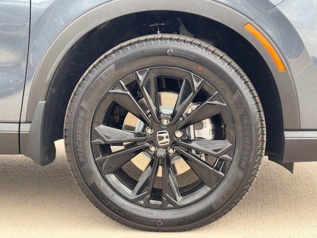 new 2026 Honda CR-V Hybrid car, priced at $41,050